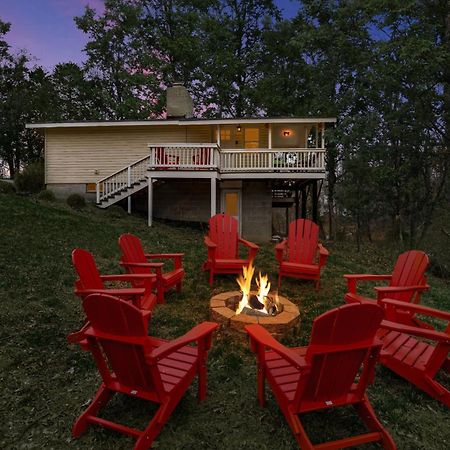 Harpers Ferry Cabin Hot Tub, Deck, Fire Pit, Wifi Buitenkant foto
